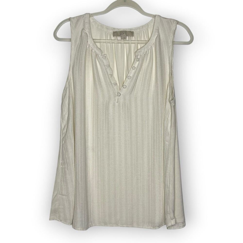 Ann Taylor Loft LOFT Sleeveless Cream Tank Top Blouse V Neck Women’s Size Large